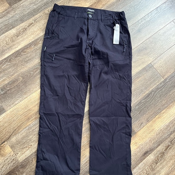 Craghoppers Blue Cargo Pants Relaxed Fit Lightweight - Picture 11 of 11
